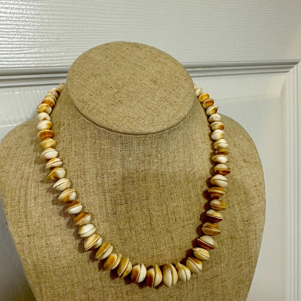 Cream and brown shell necklace